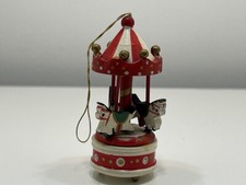 Holzkunst Figur 7cm. Zustand