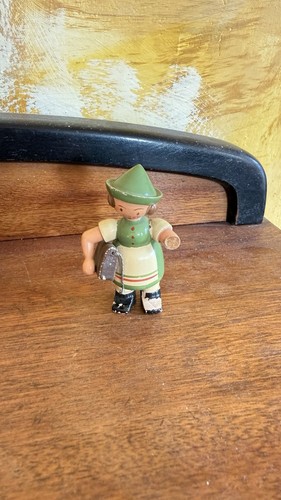 Alte holzfigur schulmädchen - alte,