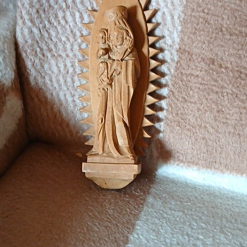 Madonna holz geschnitzte - madonna,
