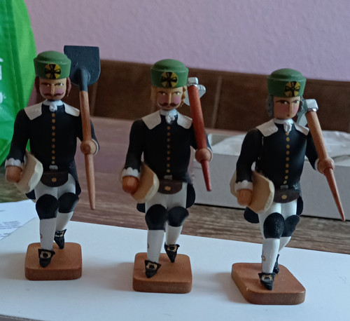 Werner figuren schürfer - figuren,