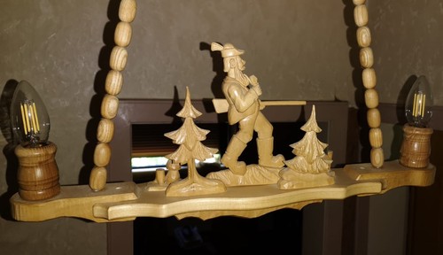 Handgeschnitzte lampe aus dem - handgeschnitzte,