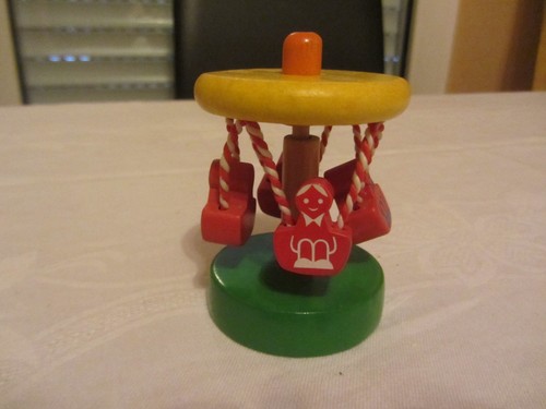 Vintage miniatur karussell mit - vintage,